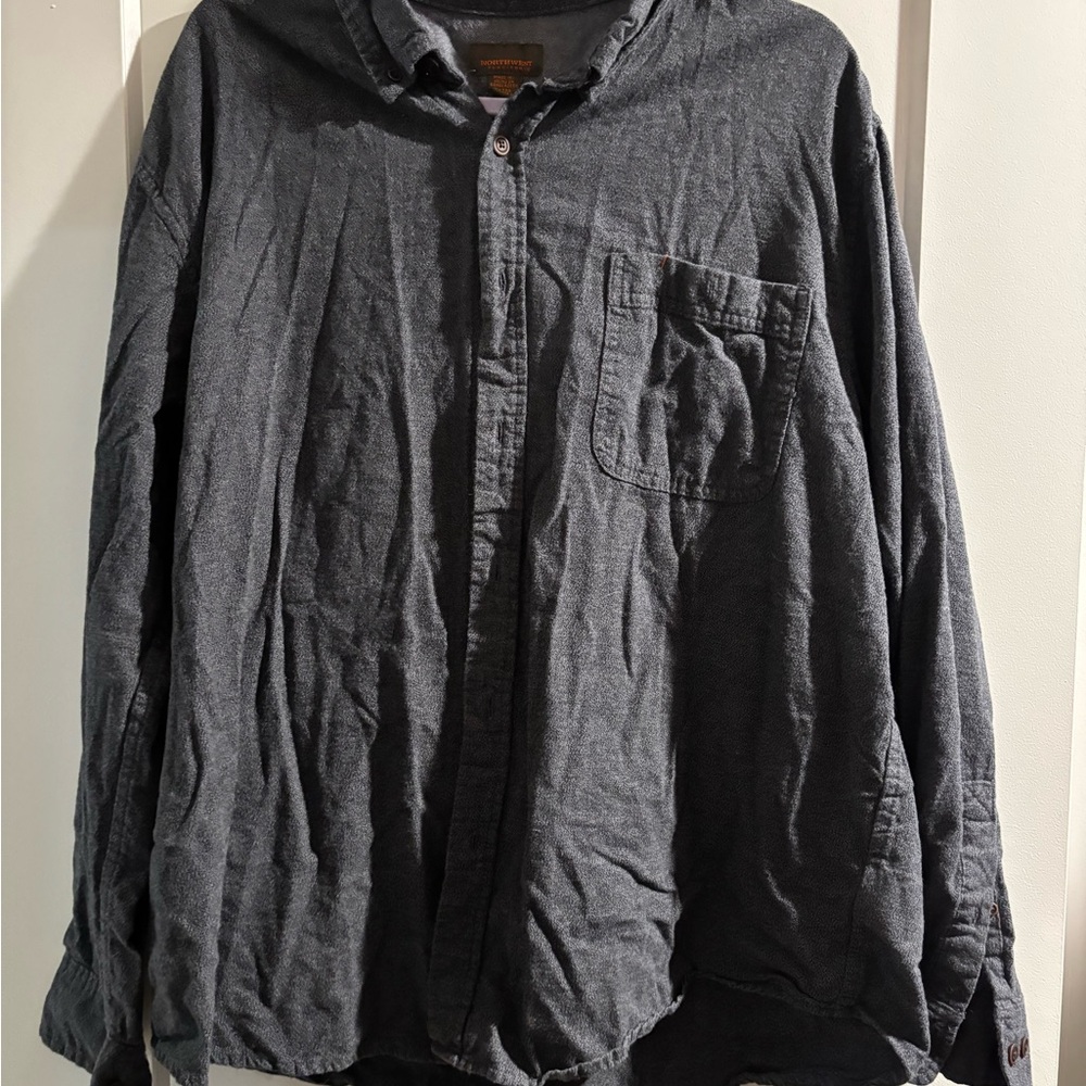 Northwest Territory‎ Charcoal Shirt size,
XL